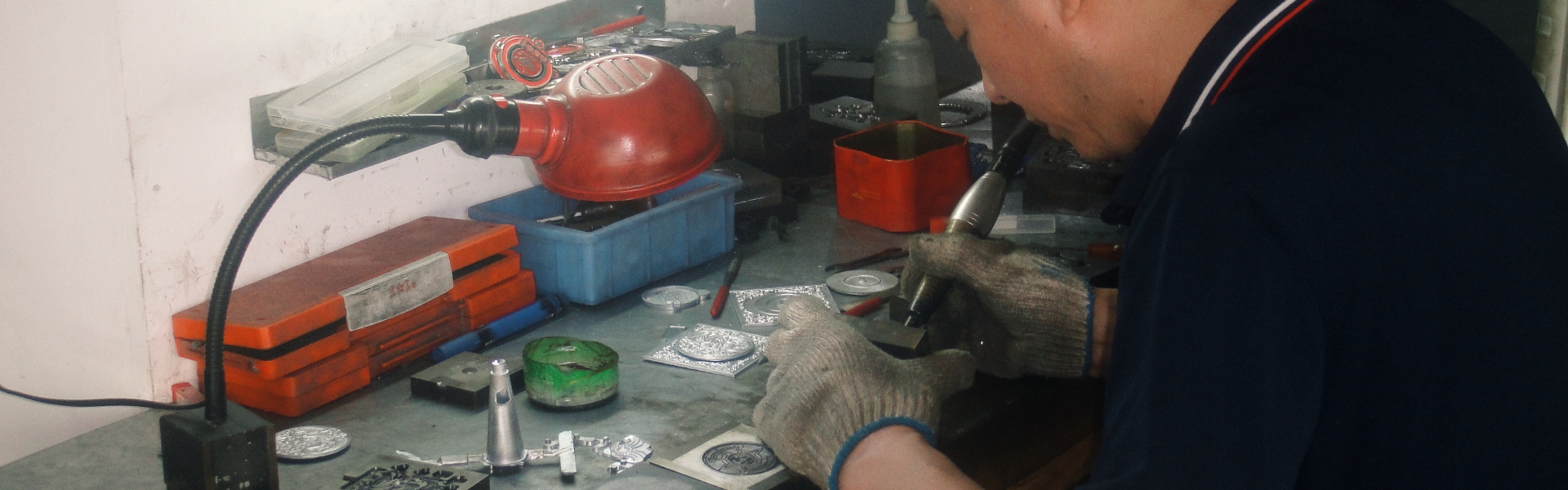 metallo & Esperto di personalizzazione in plastica, medaglia & Produttore di badge, ODM/Fornitore di dono culturali OEM,Dongguan hanerda hardware & plastic products co., ltd.